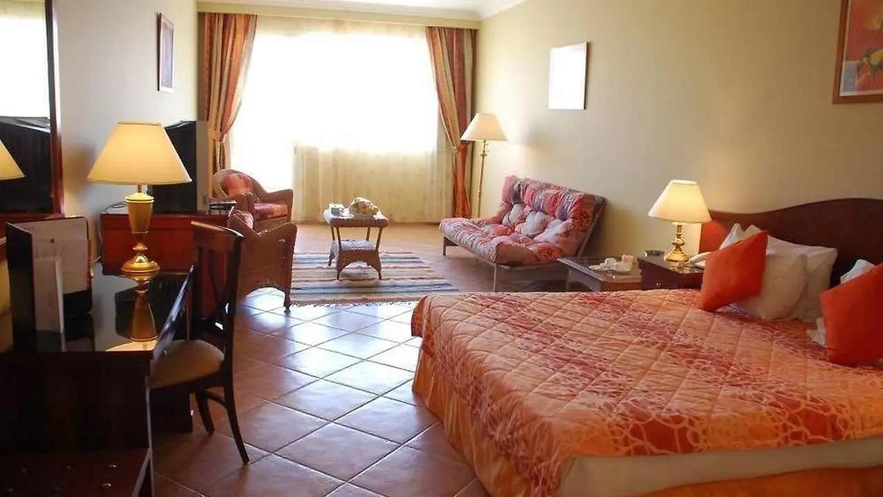 الفندق الوادى أكوا بارك - العين السخنة